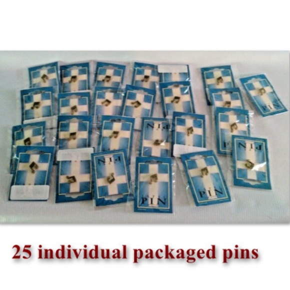 NWT package of 25 small metal CHOIR pin musical notes individually on cardboard - Picture 1 of 8